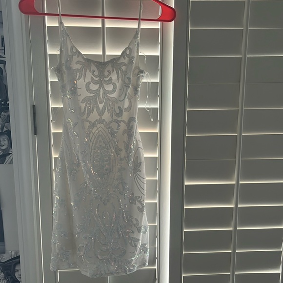 HOCO DRESS - Picture 2 of 6